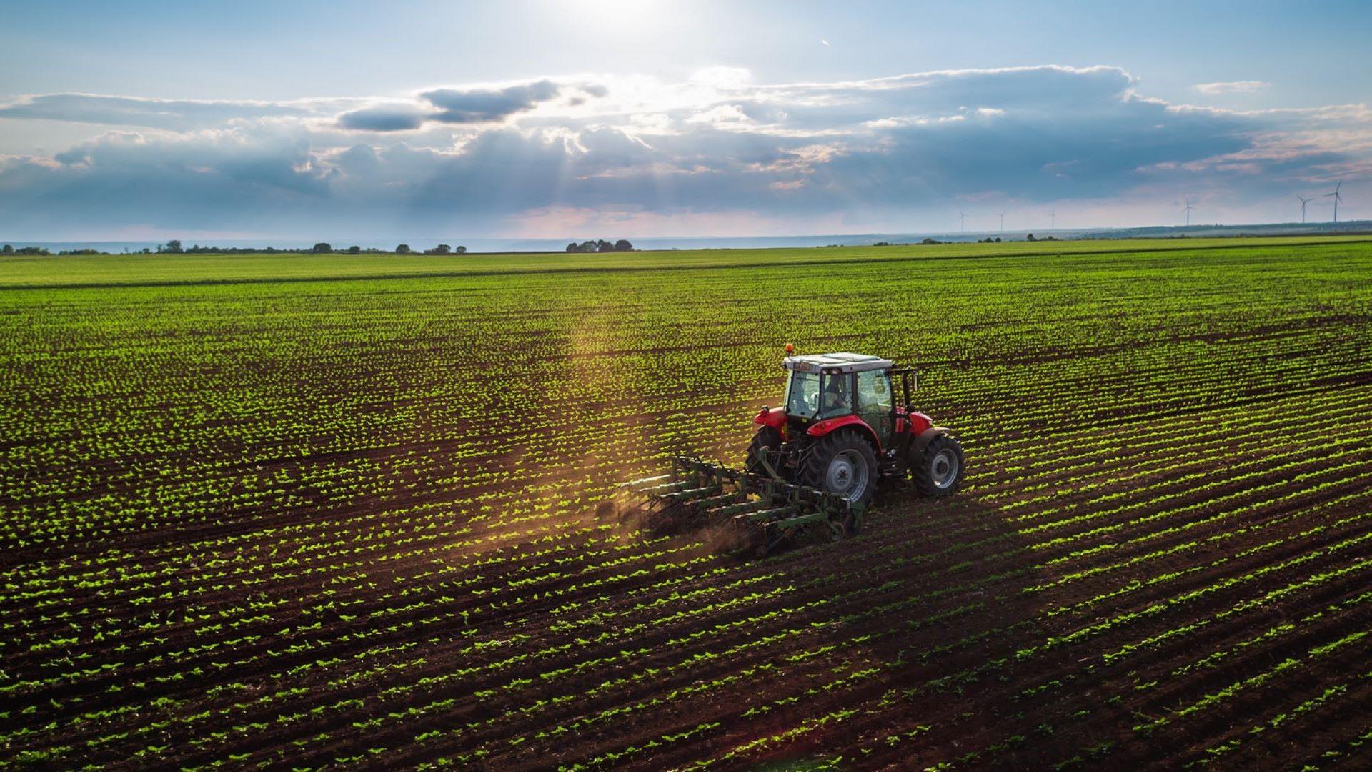 Global Electric Farm Tractor Industry Study 2024