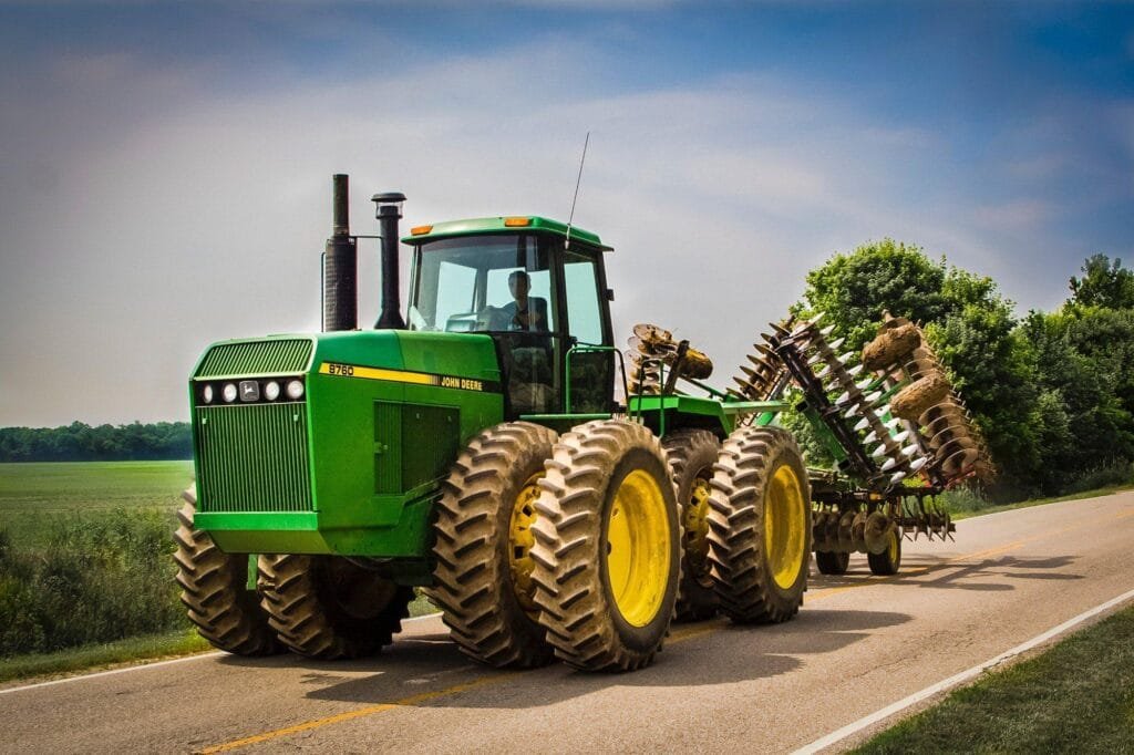 John Deere’s Robotic Tractor Emerges from Years of AI-Powered Farming Investment