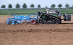 Fully Autonomous Tractor Unveiled at 2022 Consumer Electronics Show
