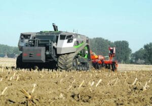 Autonomous Tractor Unveiled at Technology Expo
